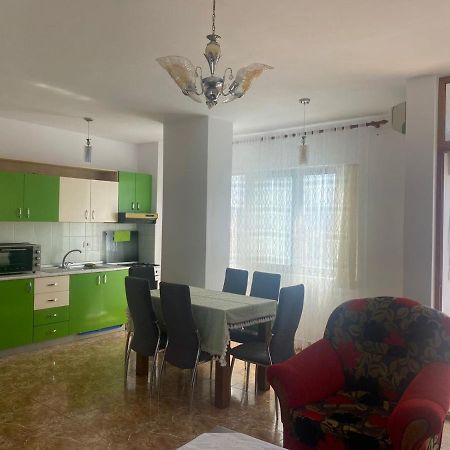 Center Of Shkodra Apartment Buitenkant foto